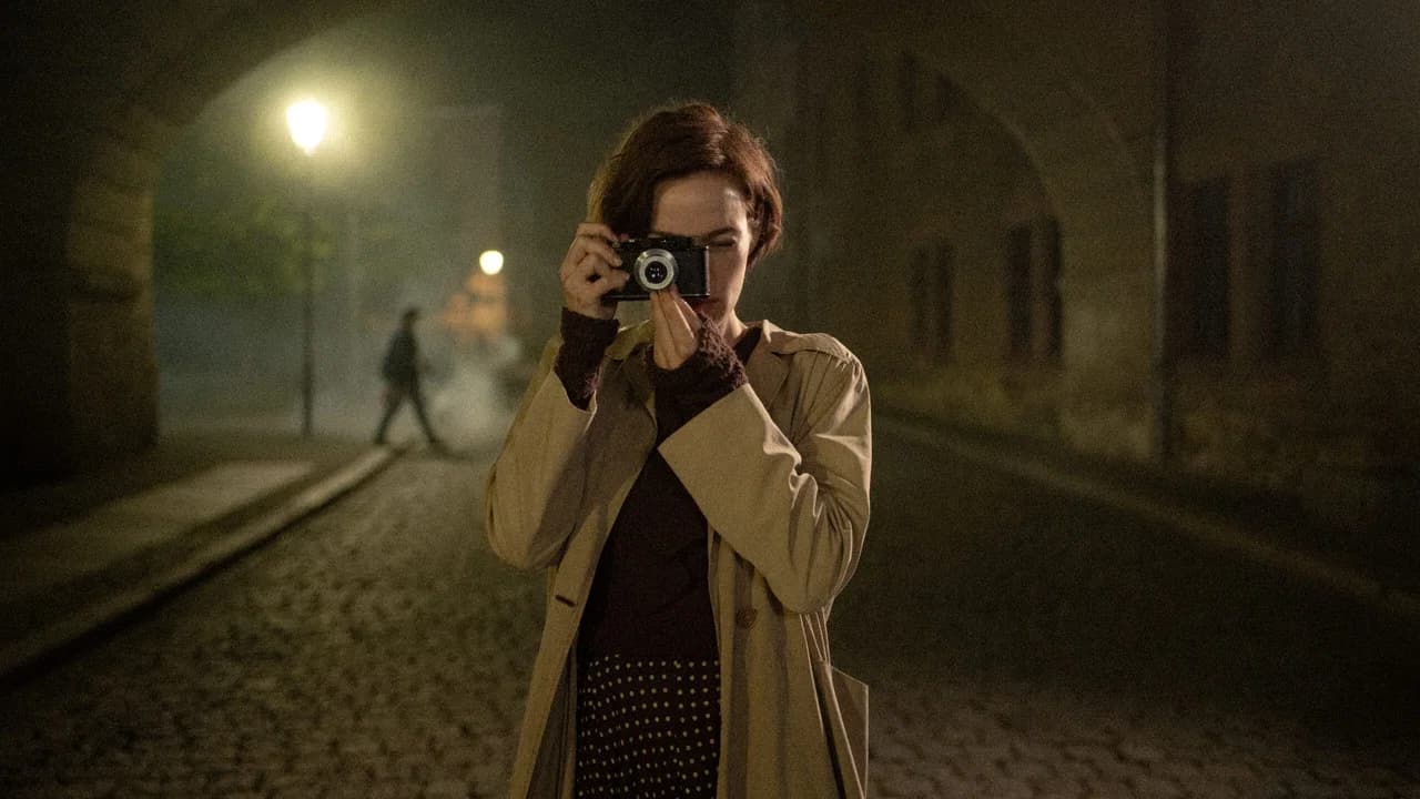 The Girl with the Leica