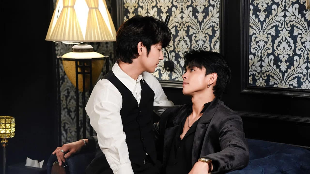 Fake Marriage, Love with the Chairman